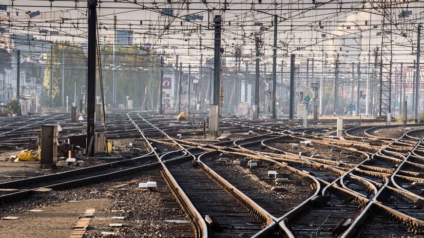 DÉVELOPPEMENT DU TRANSPORT FERROVIAIRE : LES AIDES NE FONT PAS TOUT